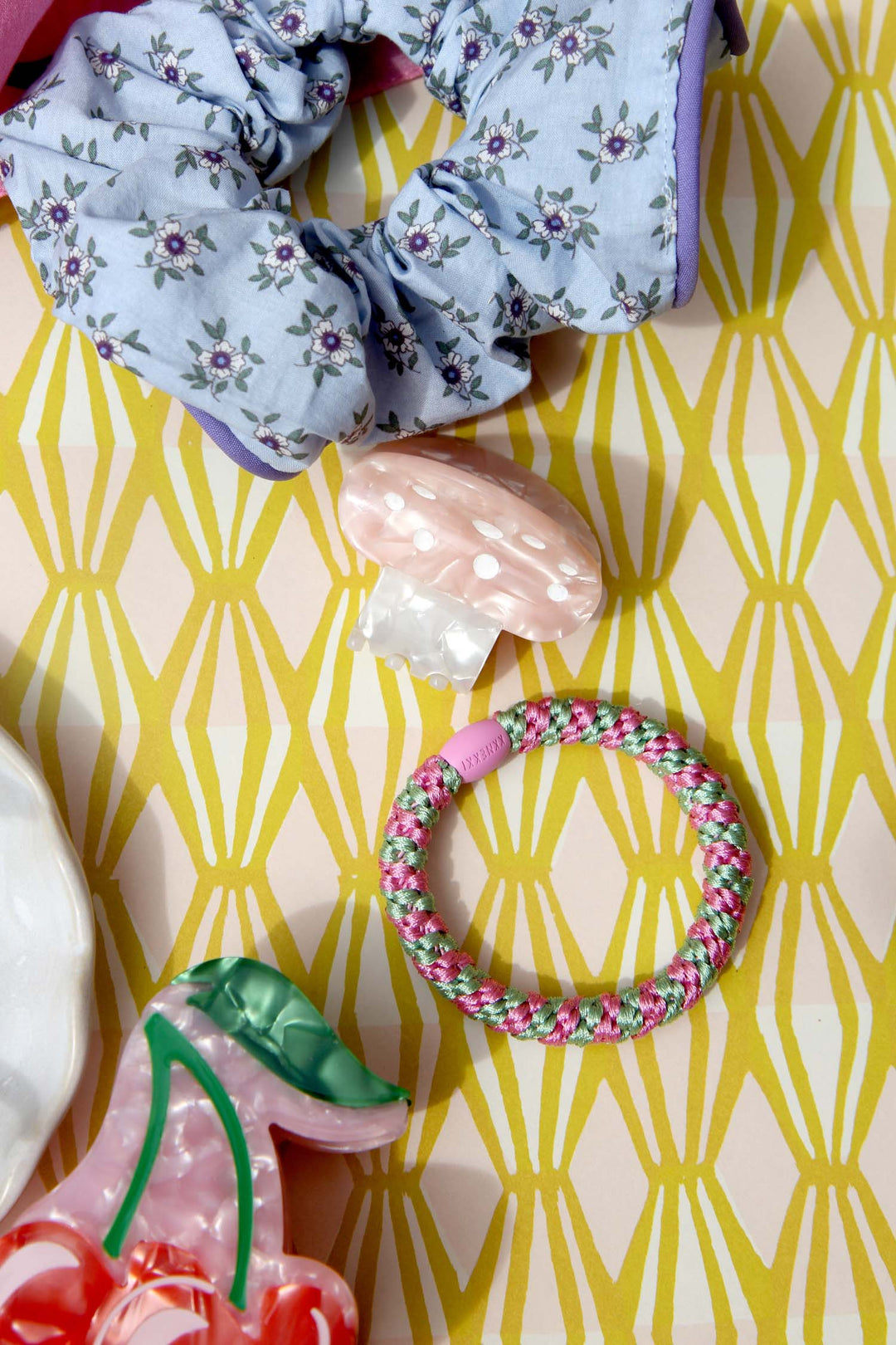 Mushroom Hair Claw Clip / Pink