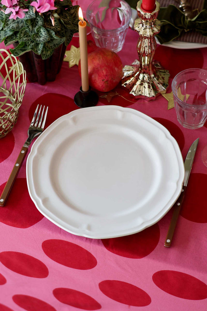 Old-Fashioned Dinner Plate