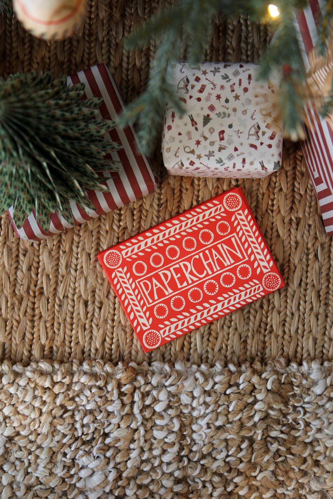 Red and white paperchains