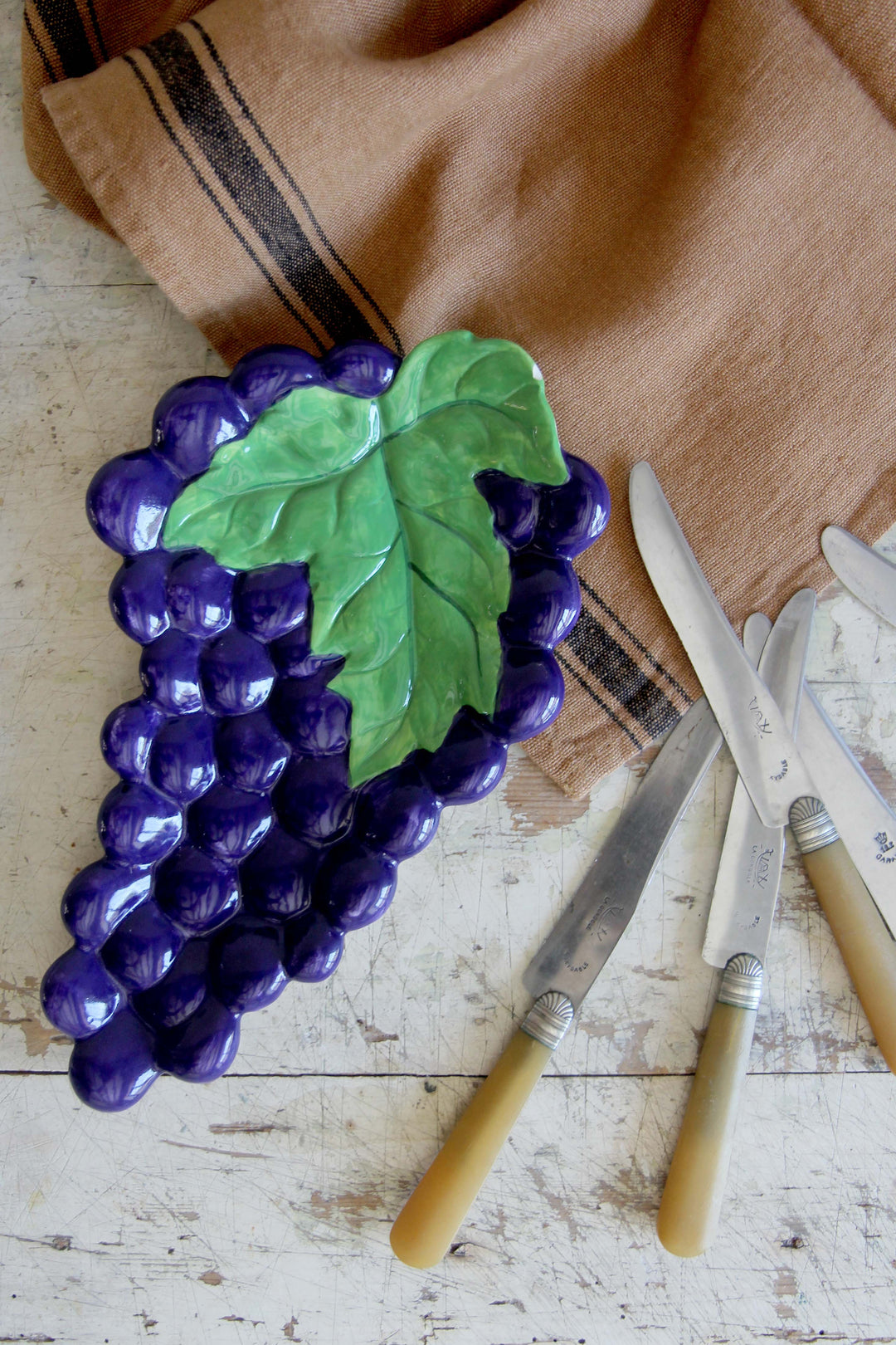 Plate Grape