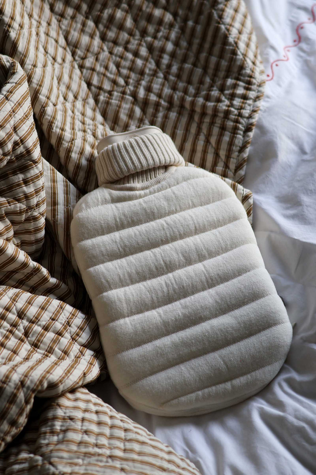 Puffy Hot Water Bottle / Ivory