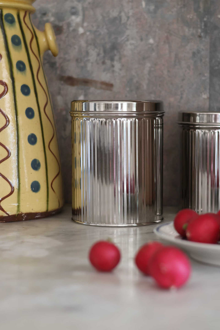 Ribbed Storage Tin Round / 16.5cm