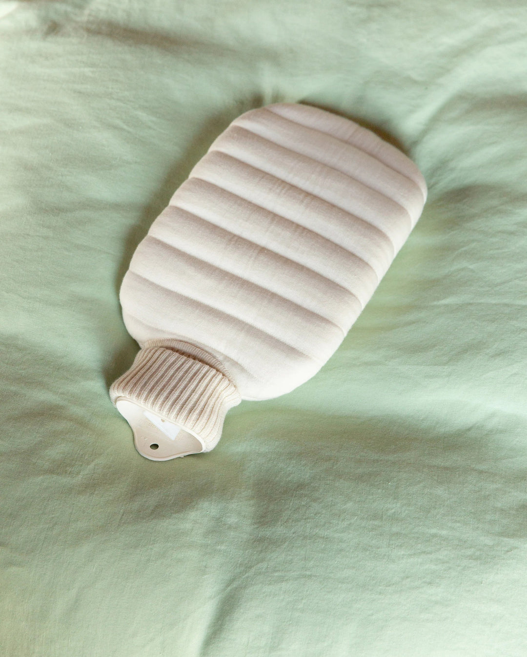 Puffy Hot Water Bottle / Ivory