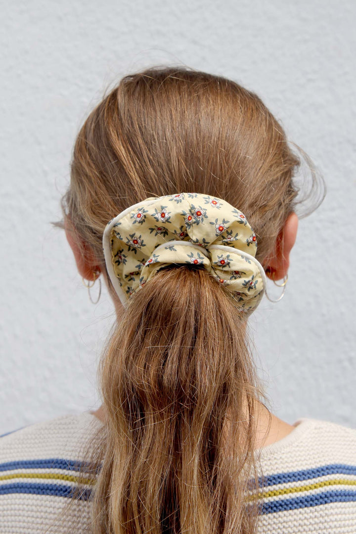 Sidney Scrunchie / Pastel Yellow