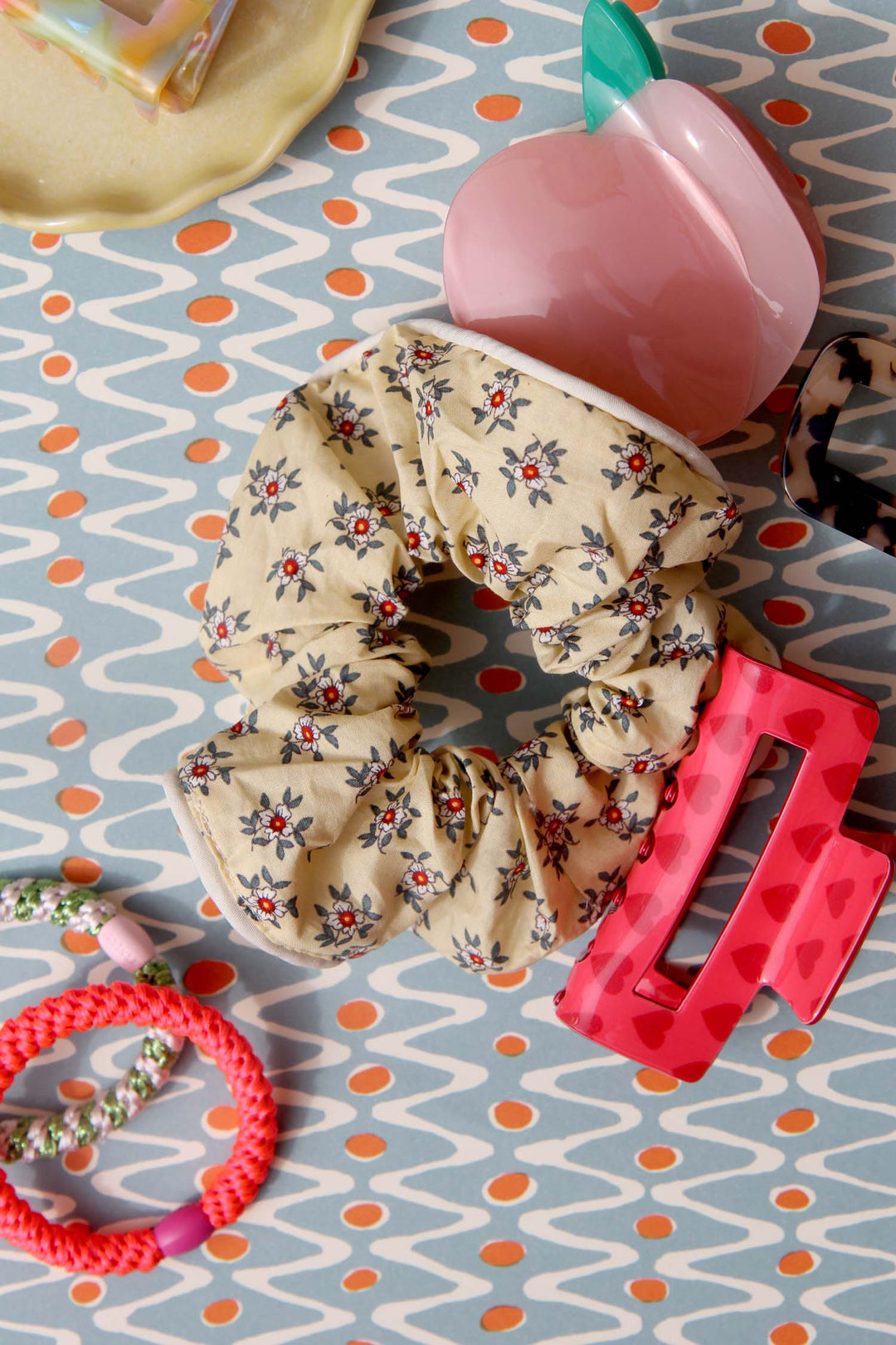 Sidney Scrunchie / Pastel Yellow