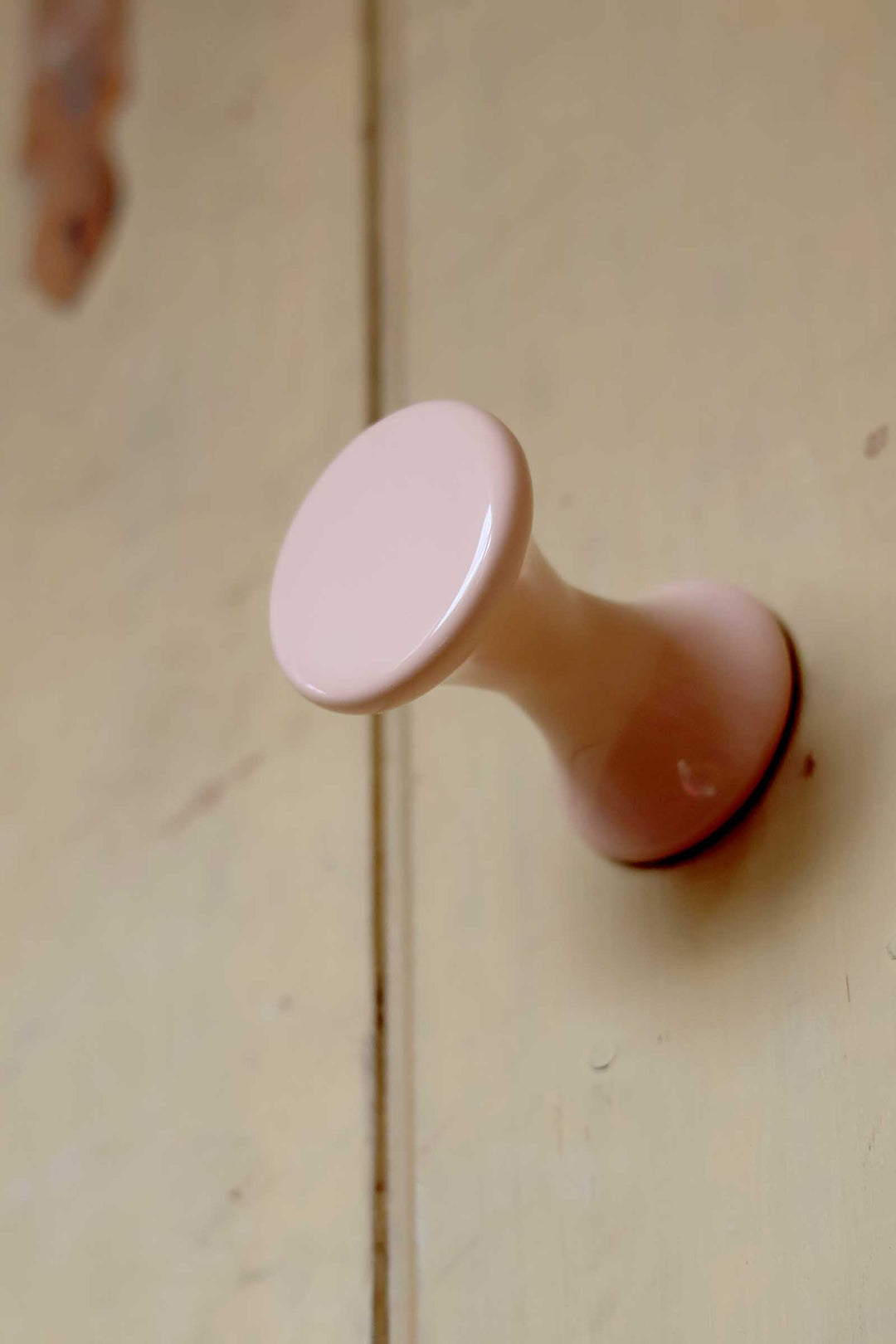 Tam Tam Coat Hook /  Light Pink