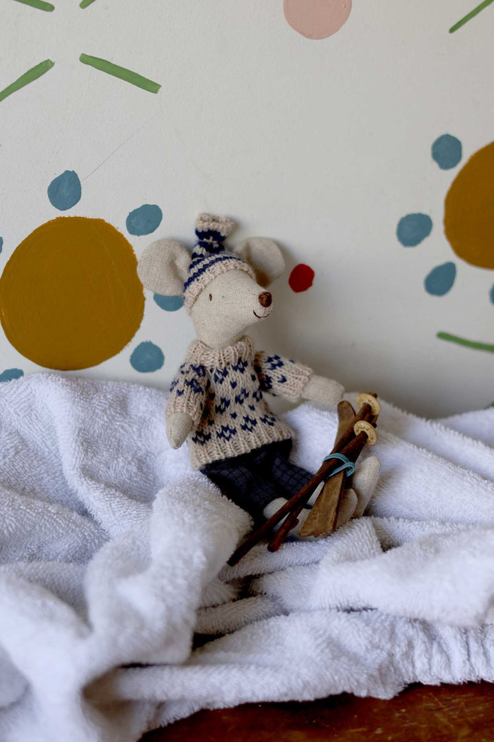 Winter Mouse With Ski Set, Dad / Blue