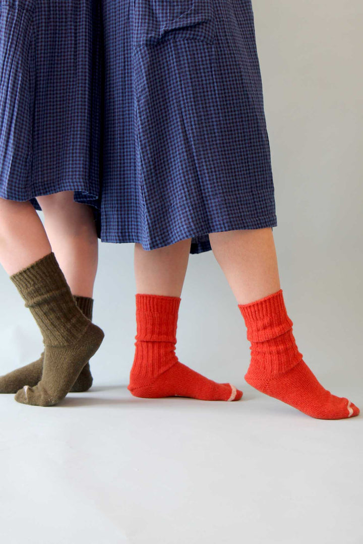 Wool Ribbed Socks / Shrine Red