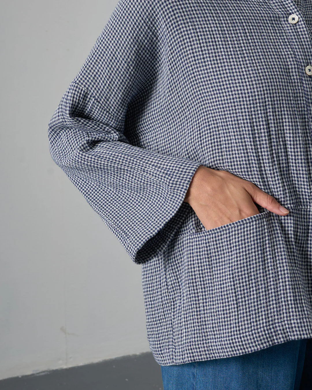 Anya Relaxed Blouse / Linen Navy Little Check