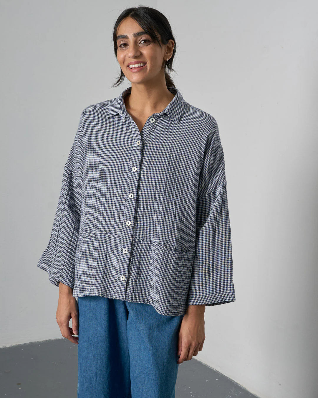 Anya Relaxed Blouse / Linen Navy Little Check