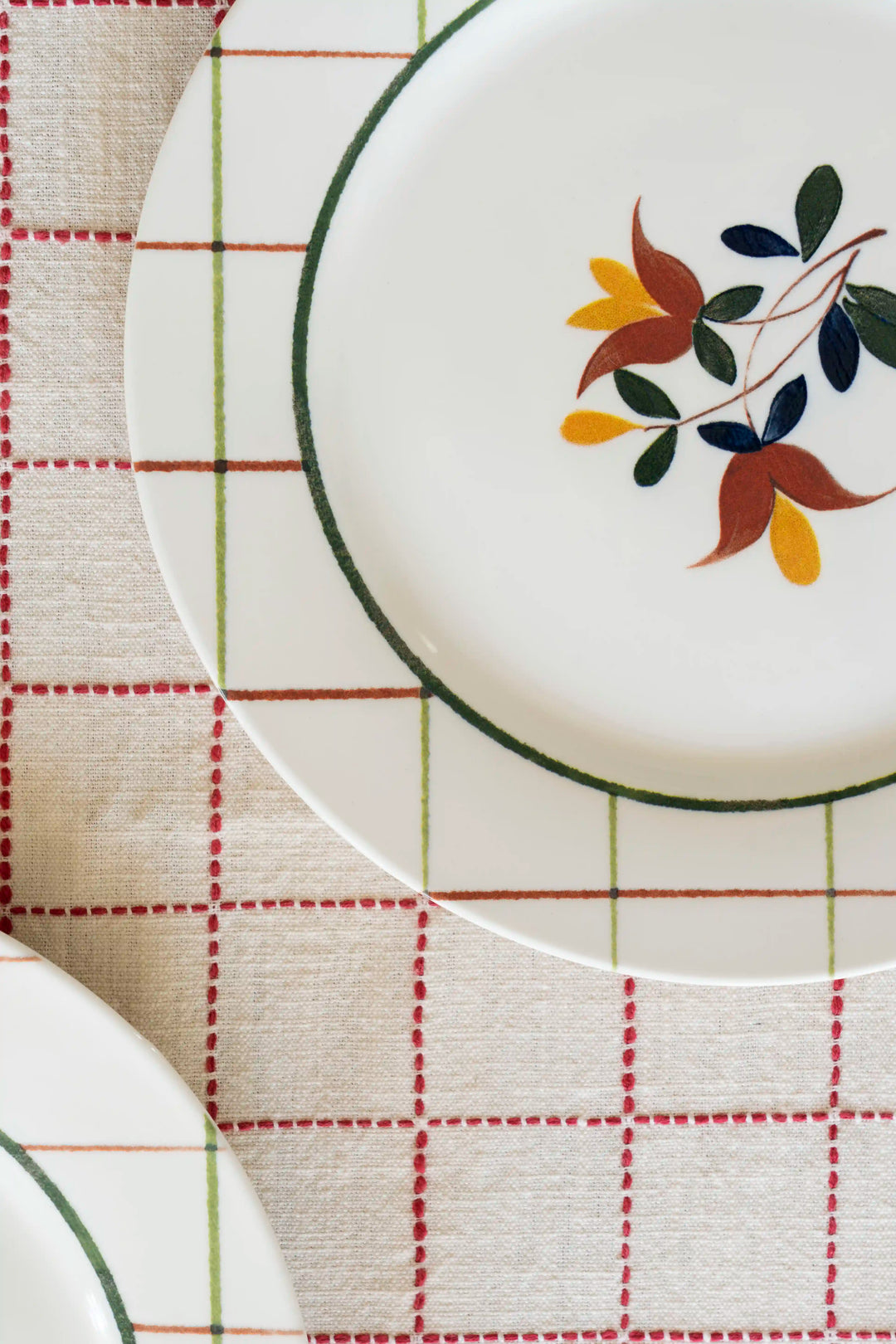 Dinner Plate With Flower
