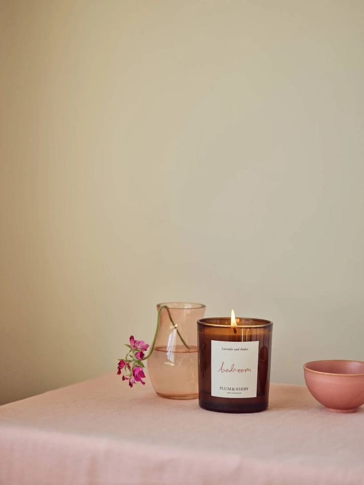 Candle Bedroom / Lavender & Amber