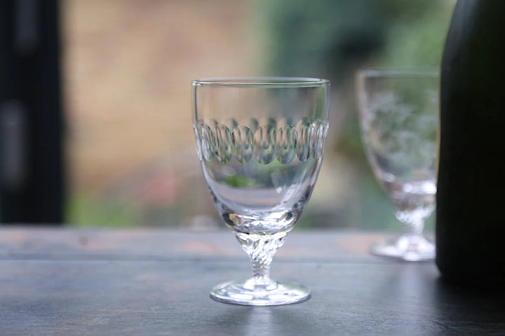 Set of Six Bistro Wine Glasses / Lens