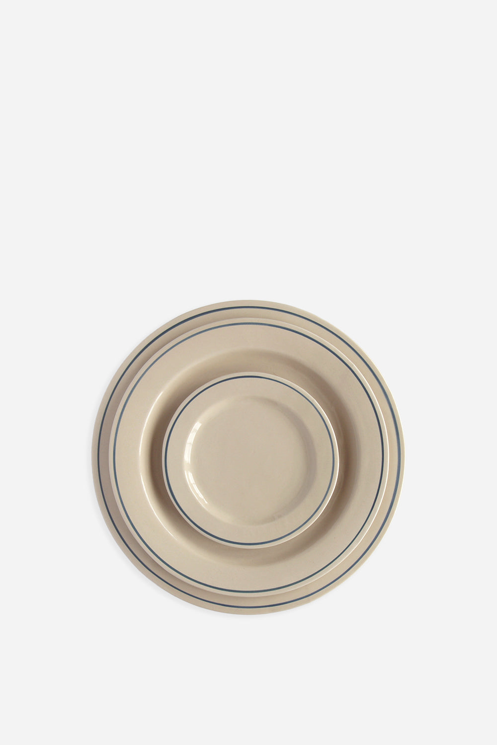 cream bistro dinnerware with blue stripe boarder