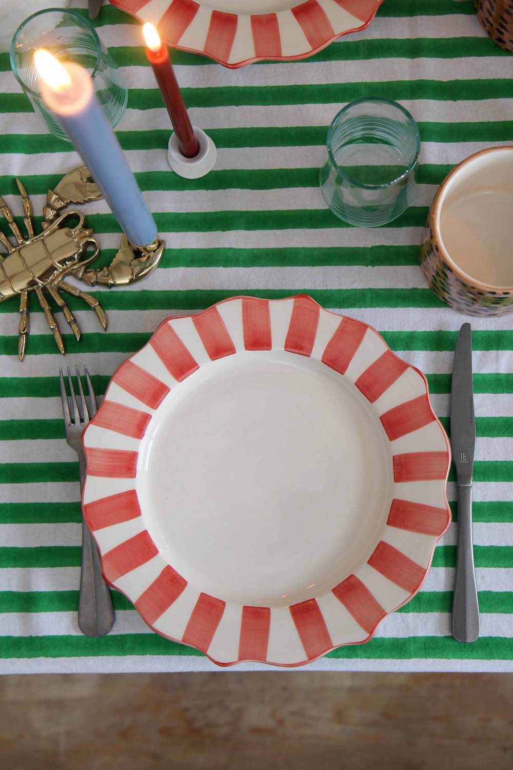 Candy Cane Scalloped Dinner Plate / Red