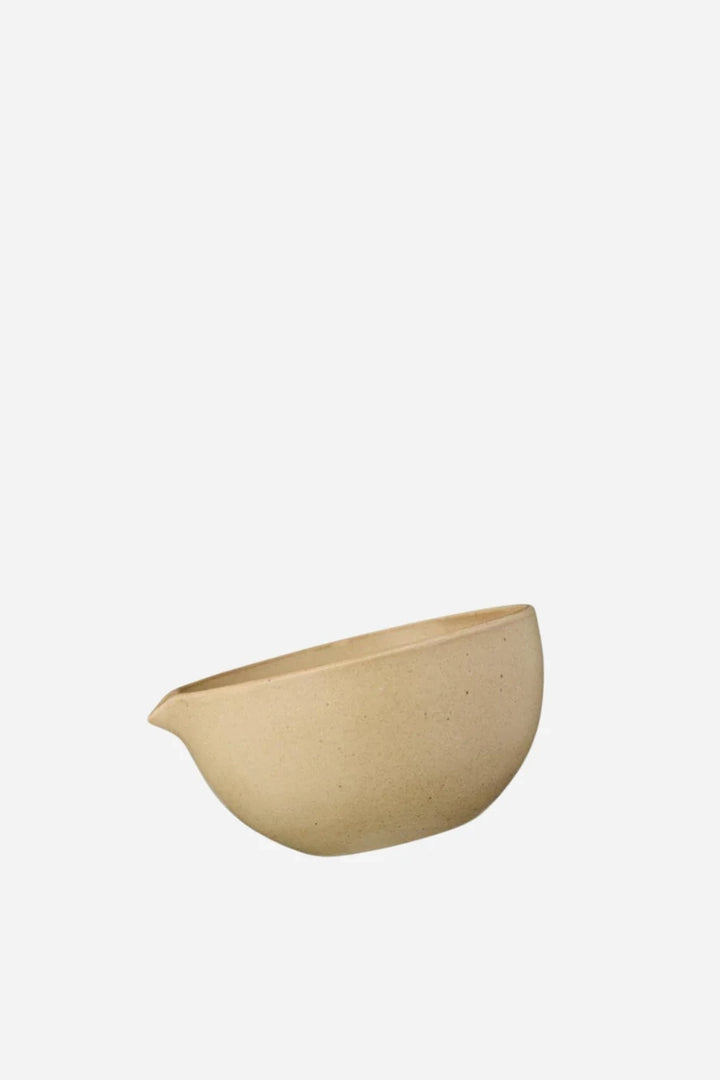 Bowl w/pouring spout Stone sand coloured 900 ml