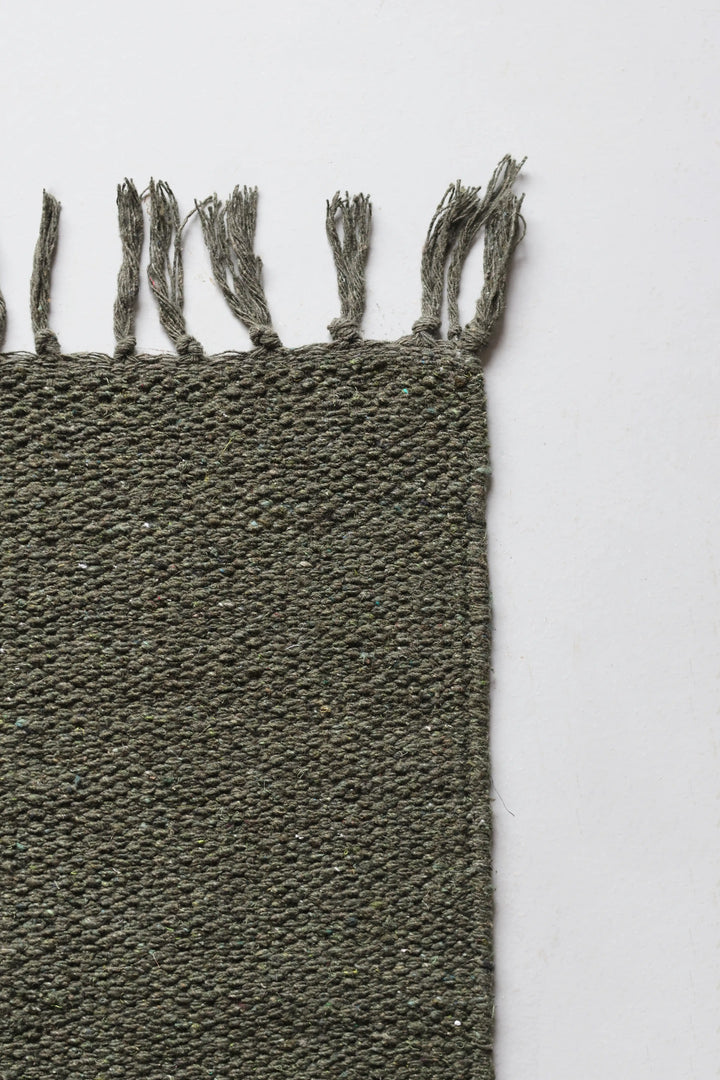 Olive Plain Rug 60x90 4100