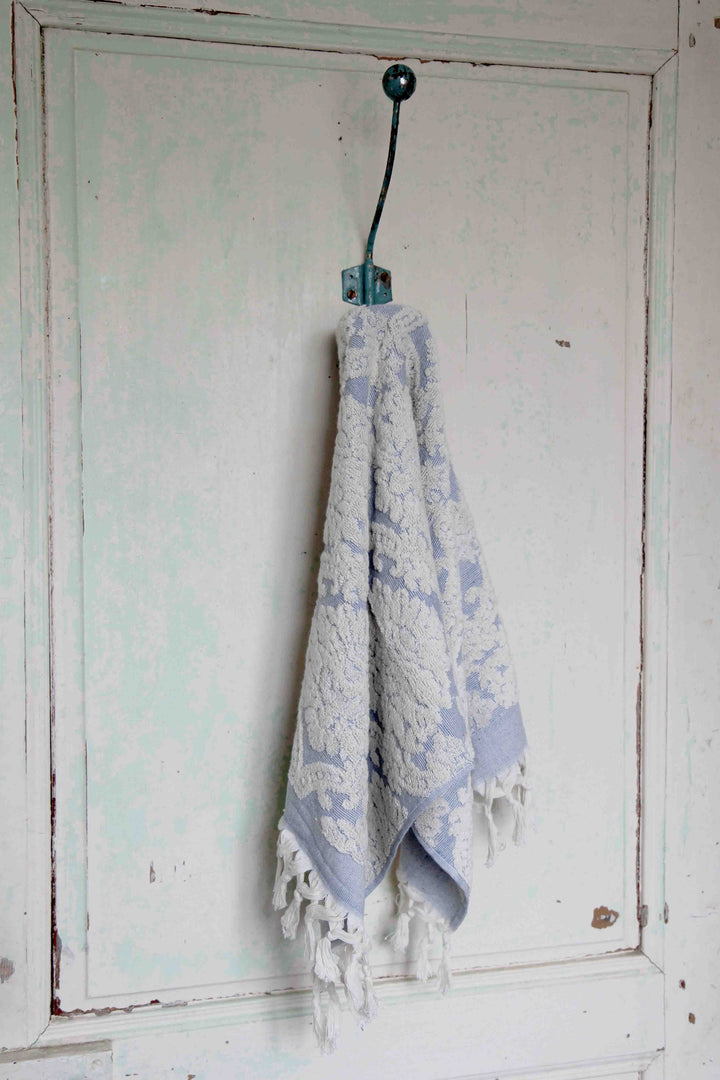 Damask Hand Towel / Blue