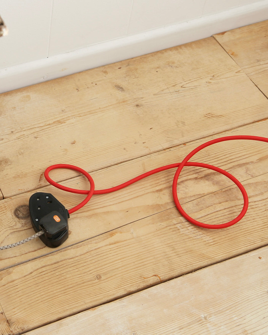 DIPCORD Extension Lead / Black Red