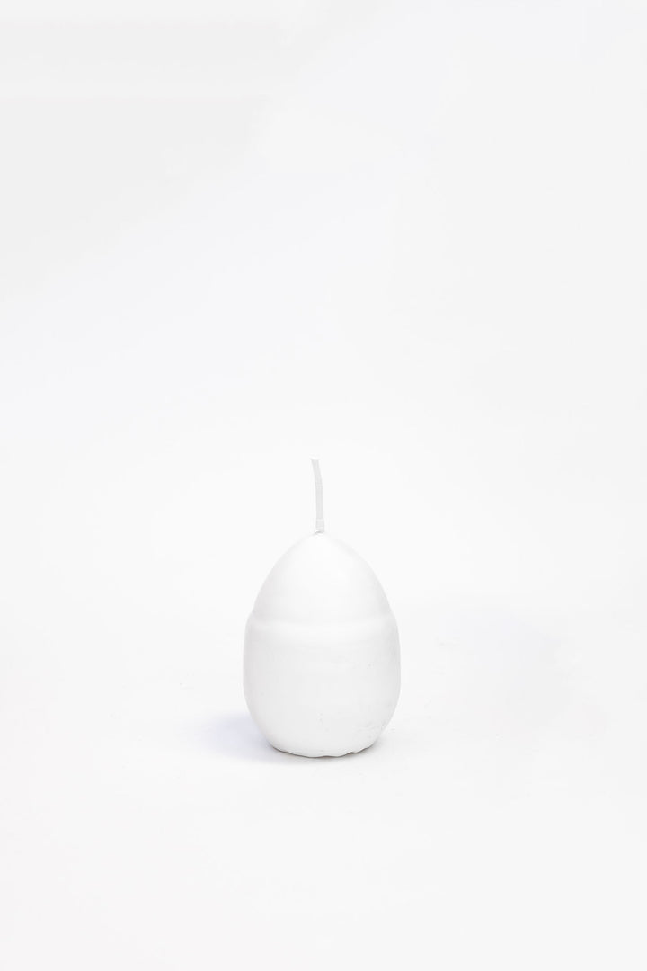 Egg Candle / white with yellow inside