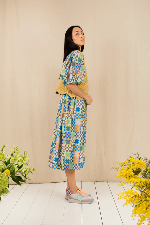 Estelle Gilet / Honey