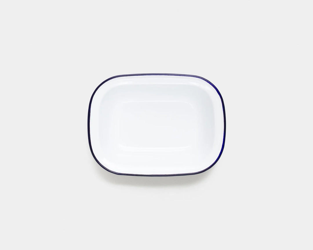 Falcon Enamelware Pie Set / White w. Blue Rim