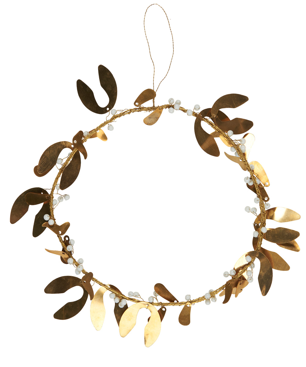 brass mistletoe and wire wreath with white beads