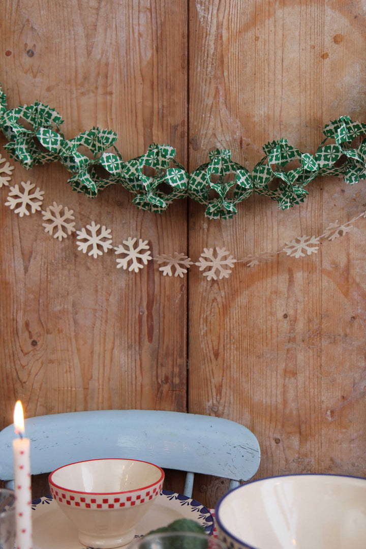 Kathmandu Paper Garland / Green