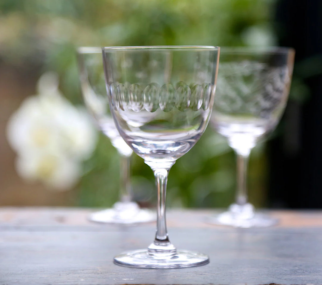 Set of Six Bistro Wine Glasses / Lens