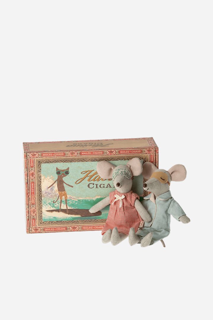 Maileg Mum and Dad Mice in Cigarbox