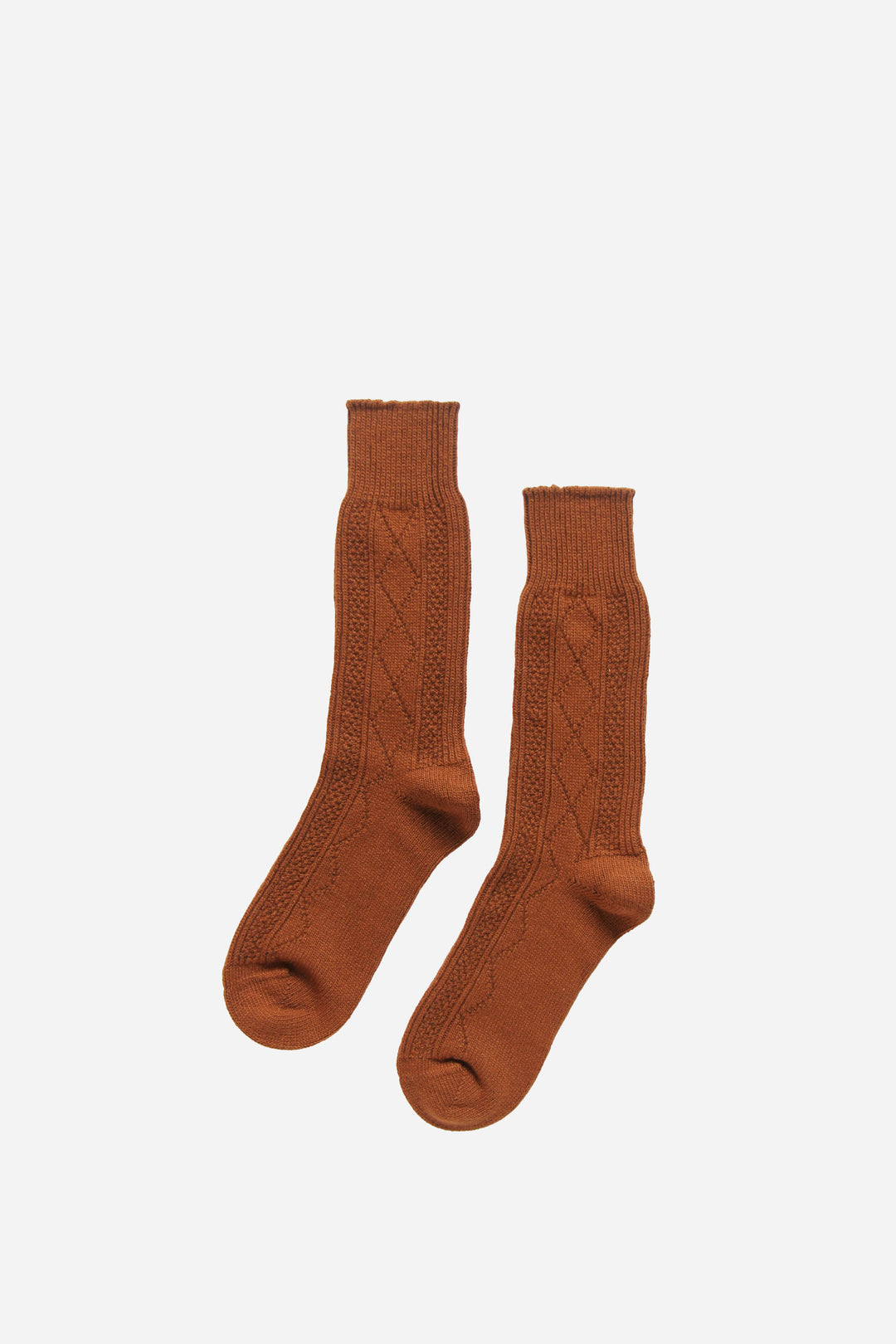 mens cable knit socks in cinnamon
