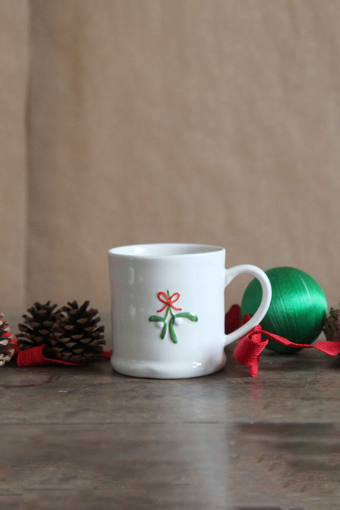 Mini Mug / Bow and Mistletoe