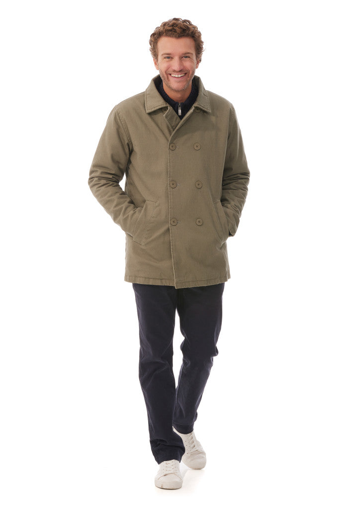 mousqueton-adam-canvas-jacket-vetiver model