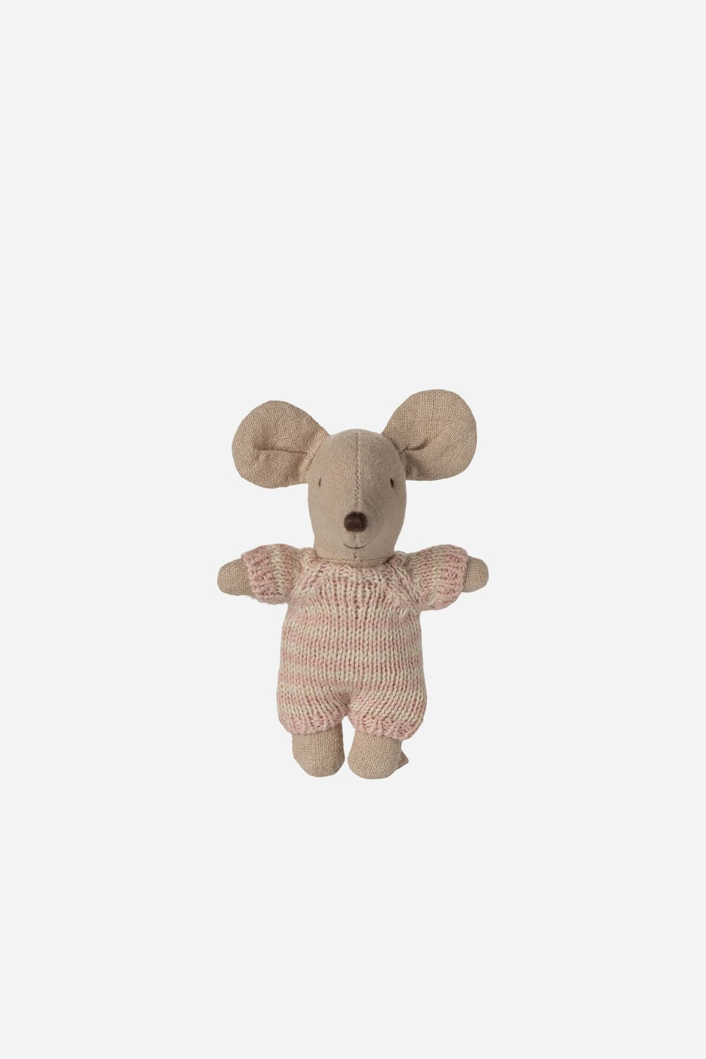 Stuffed toy mouse in a knitted outfit on a white background