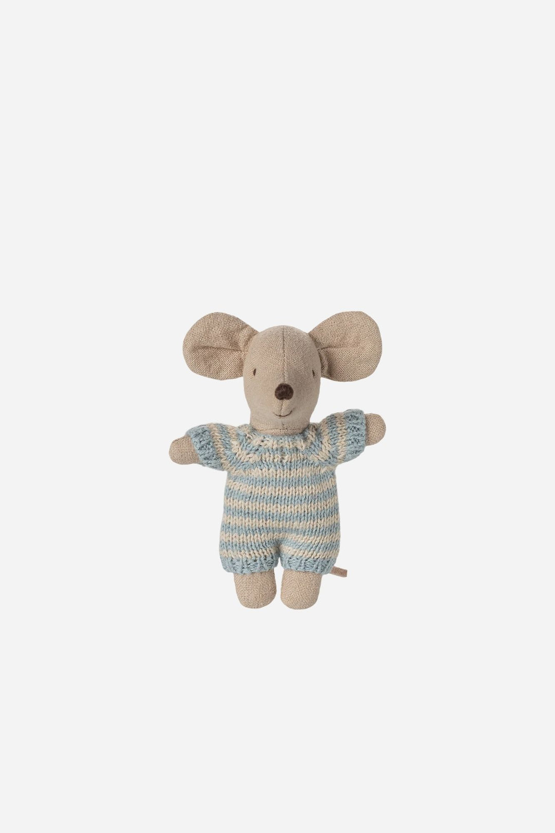 Knitted mouse toy in a sweater on a white background