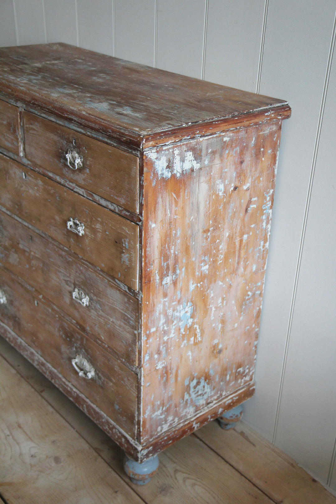 Distressed Pine Chest of Drawers