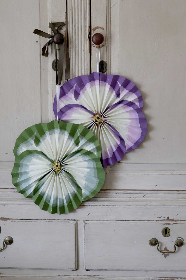 Paper Rosette Flower 32cm / Green