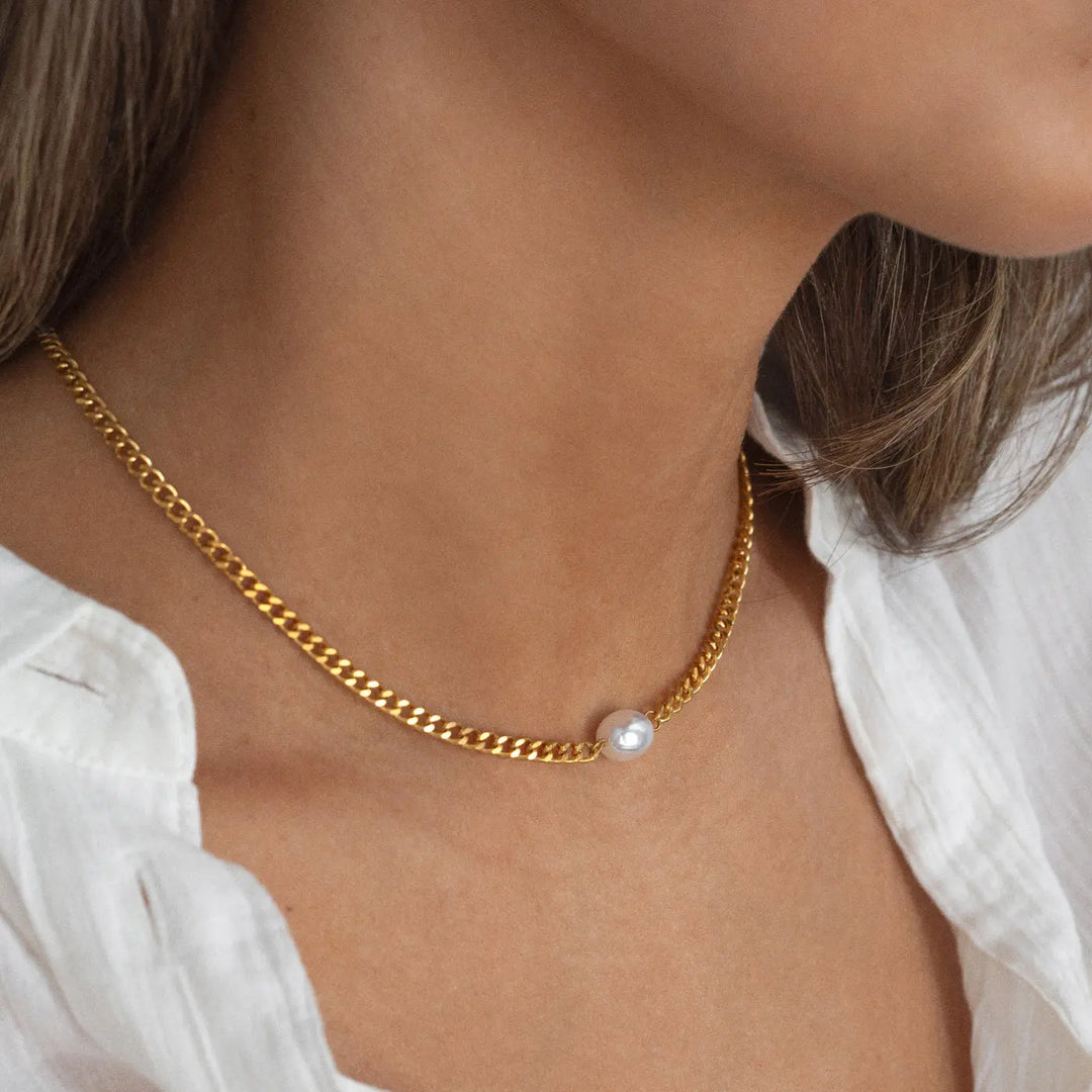 Estelle Pearl Chain Necklace