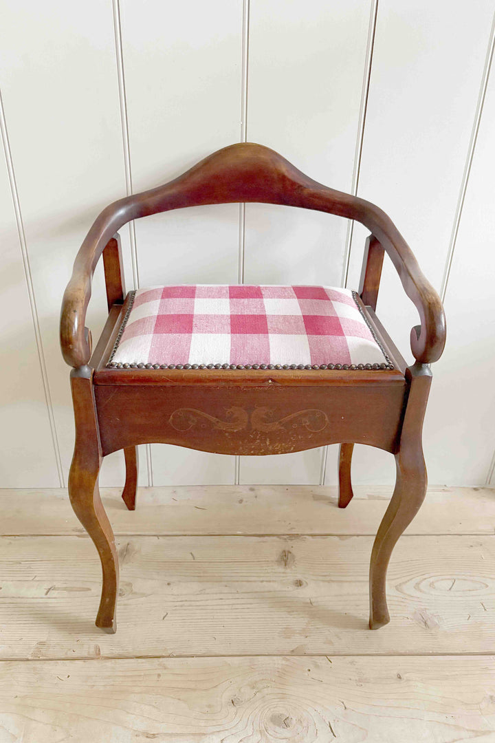 Piano Stool / Red Check