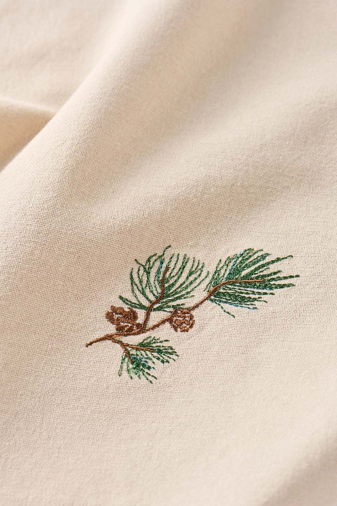 Embroidered Cotton Napkin / Pine Cone