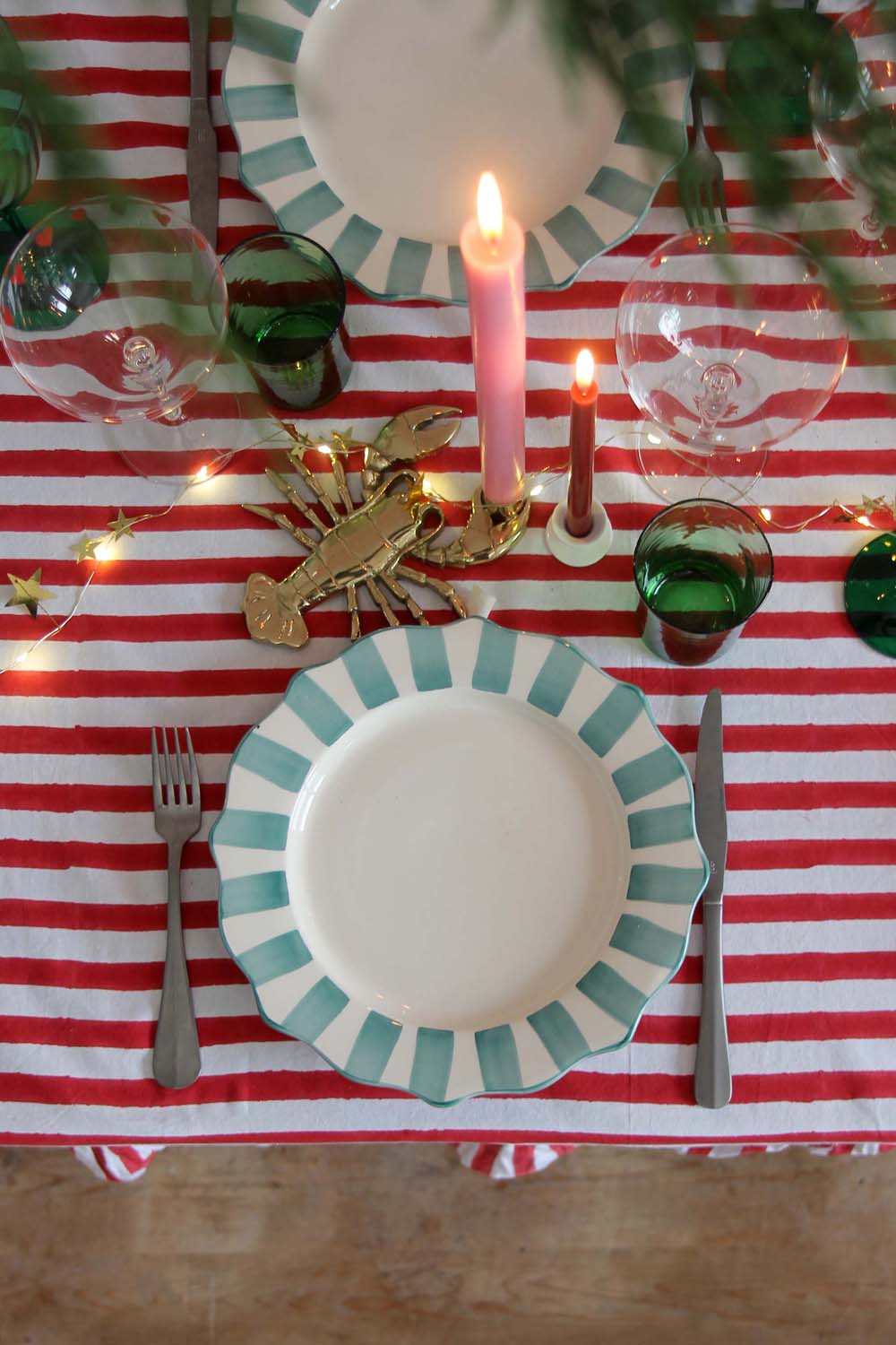 Pine Scalloped Dinner Plate / Green