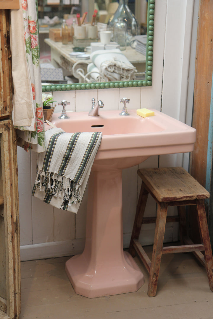 1950's Pink Bathroom Sink