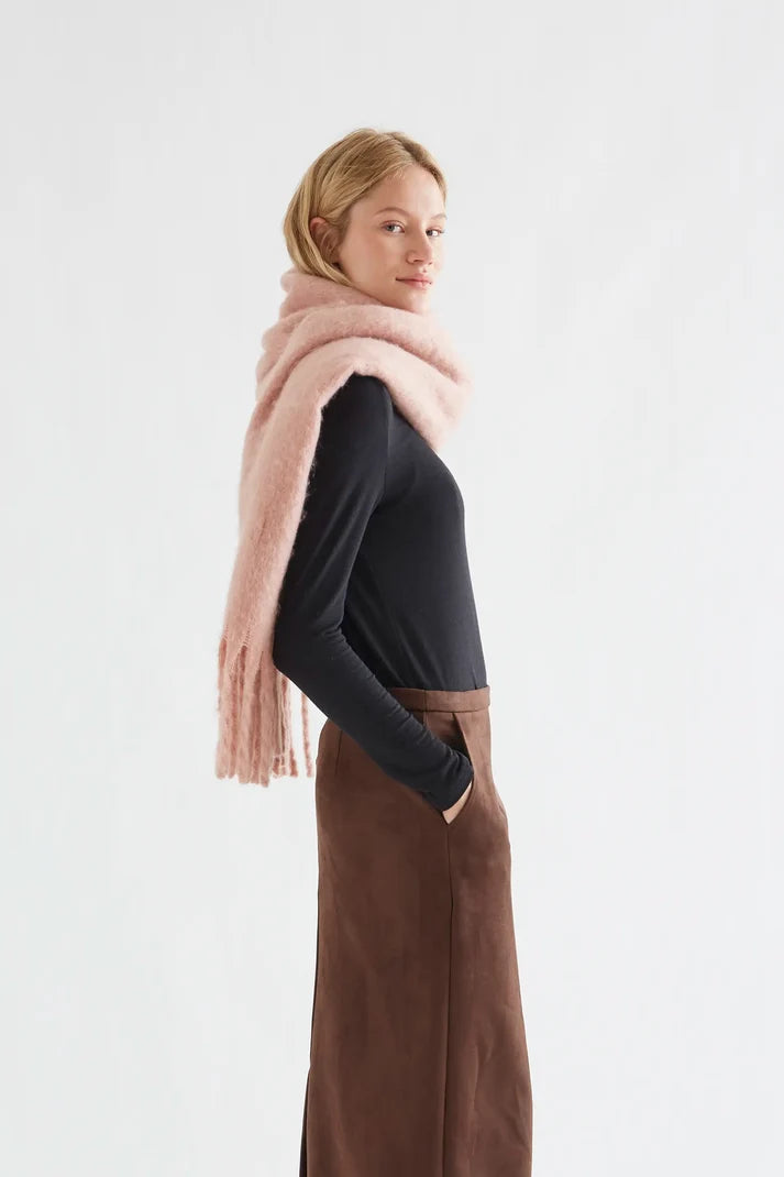 Light Pink Knitted Scarf with Fringe