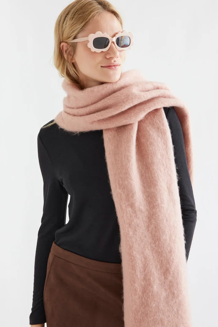 Light Pink Knitted Scarf with Fringe