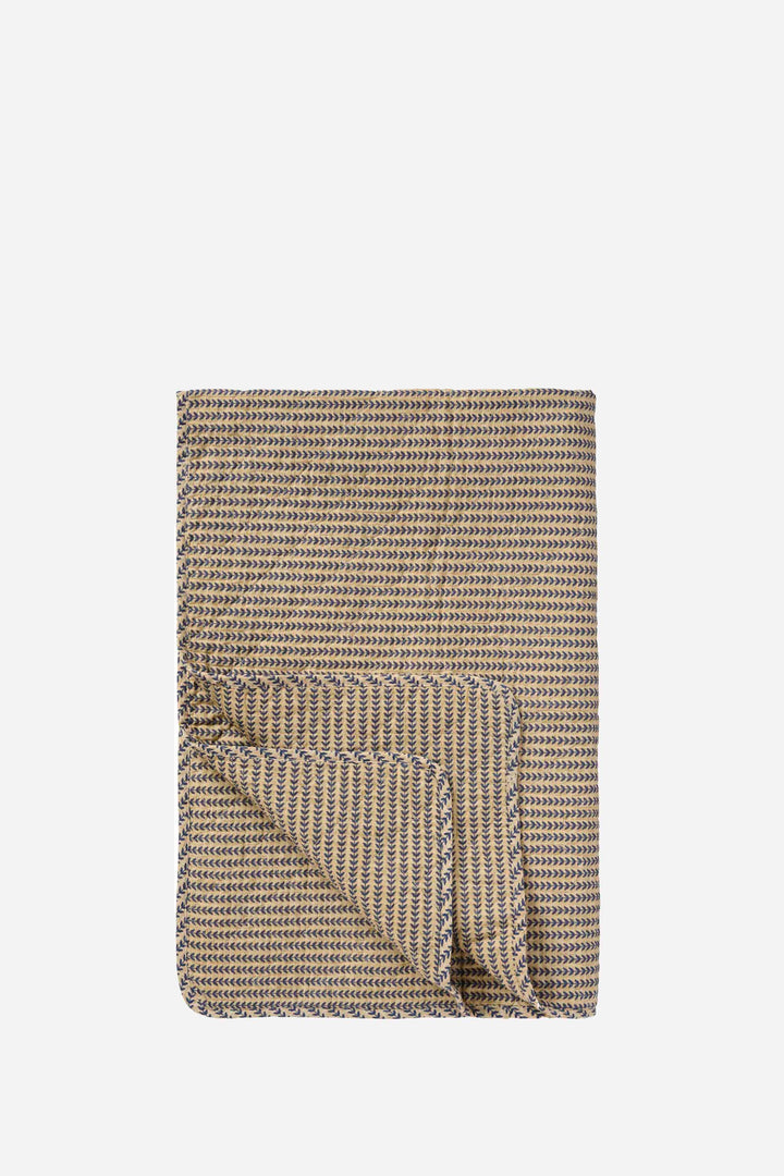 Quilt Dark Blue Stems