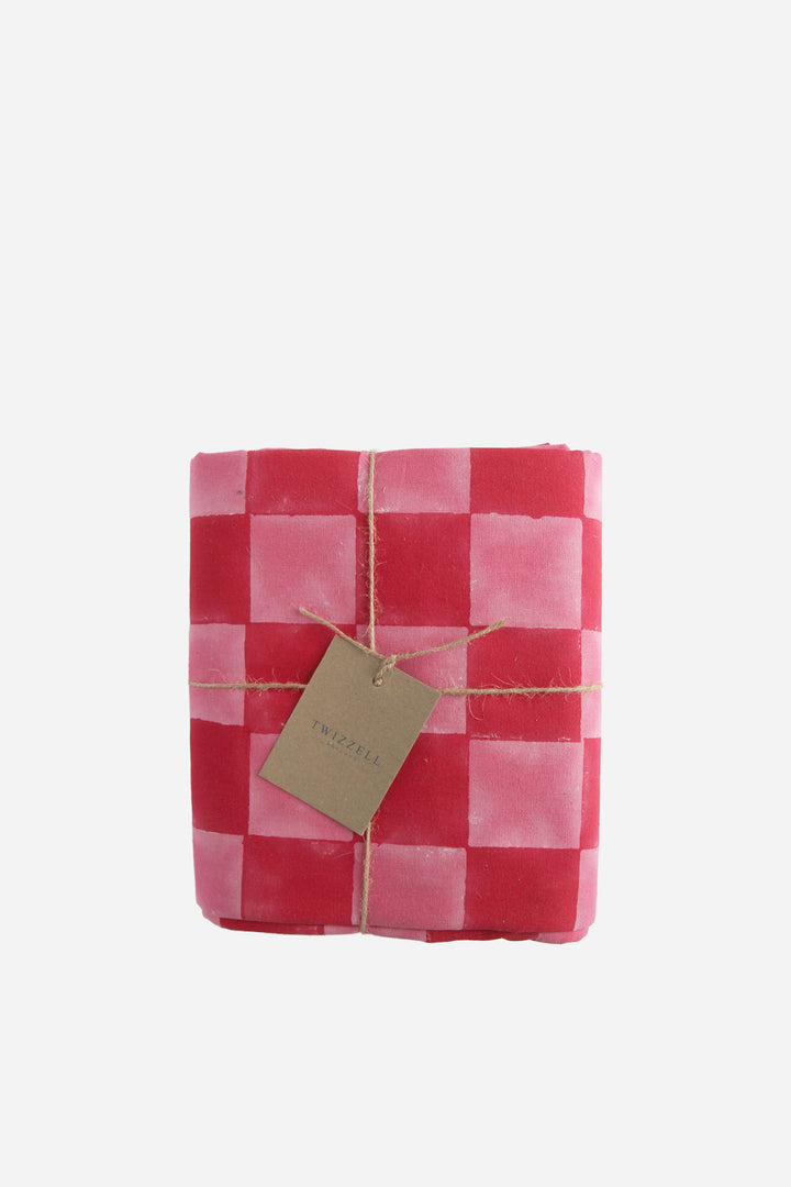 twizzell red and pink checkerboard tablecloth