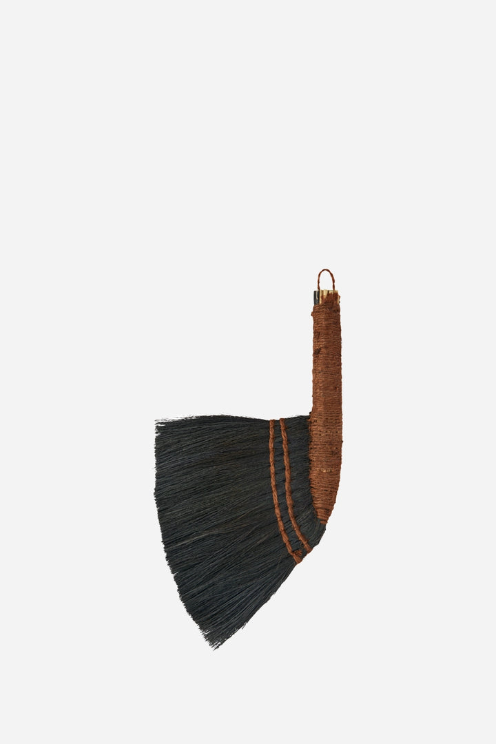 Seagrass Broom L:38 Cm