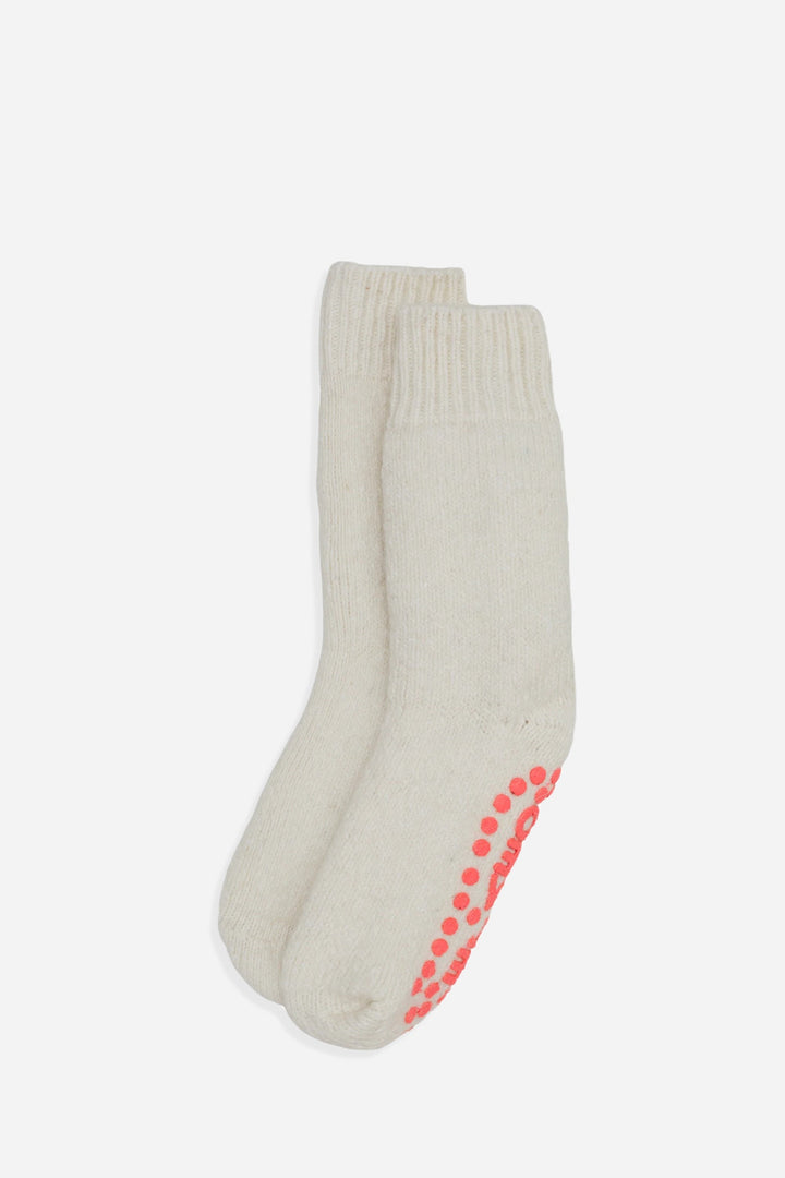 Cream Slipper Socks / Neon Pink Pads