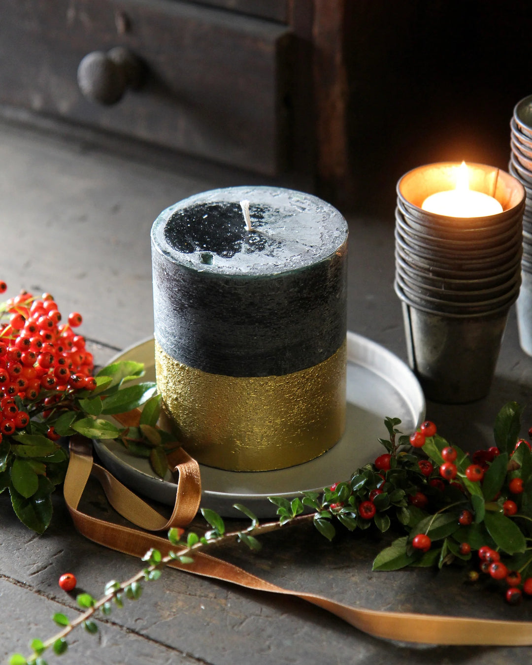 Gold Dipped Pillar Candle / Winter Thyme