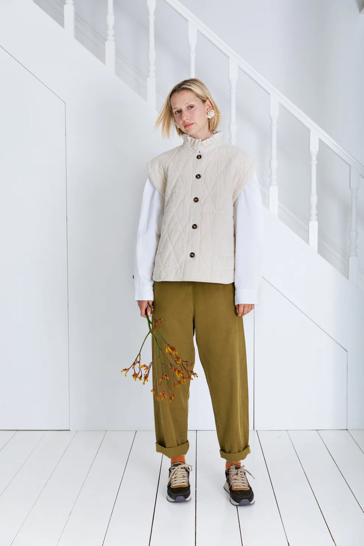 Stina Gillet / Ecru